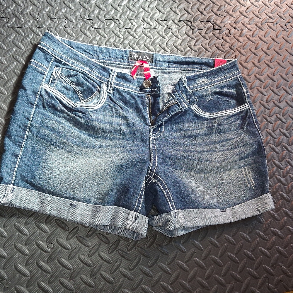 Casual Women's Dark Blue Denim Cuffed Shorts - Unknown Brand